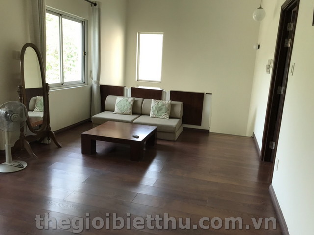 Long description image 1