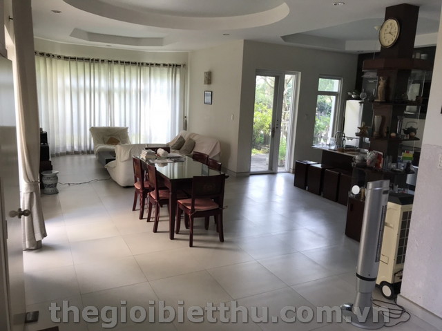 Long description image 1