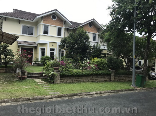 Long description image 1