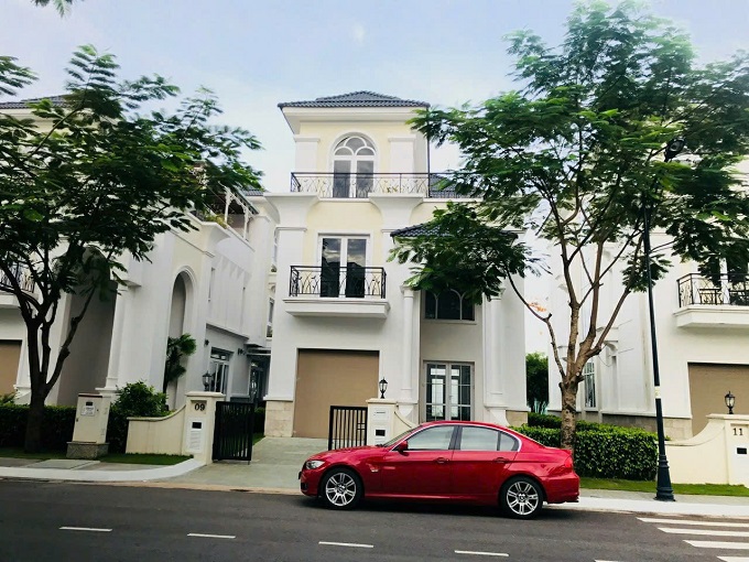 Long description image 1