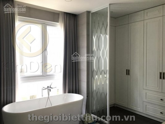 Long description image 1