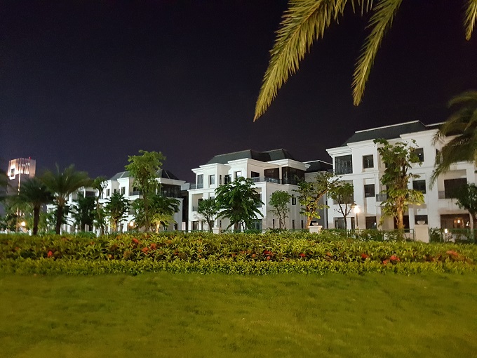 Long description image 1