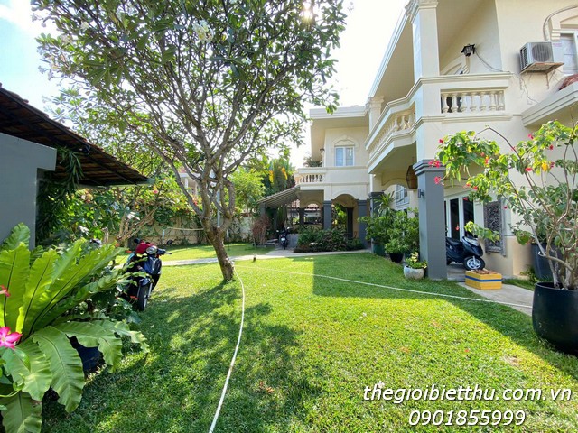Long description image 1