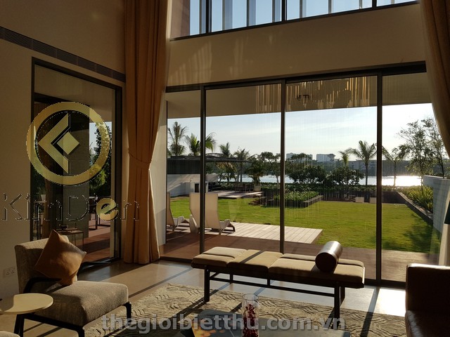 Long description image 1