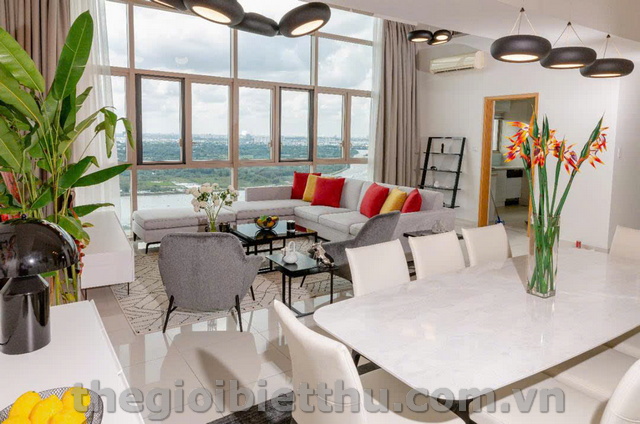 Long description image 1