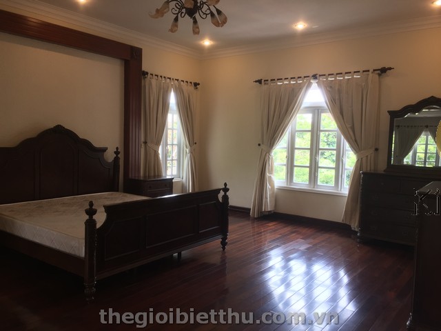 Long description image 1