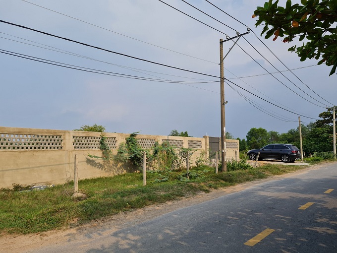 Long description image 1