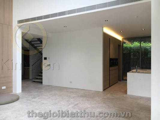 Long description image 1