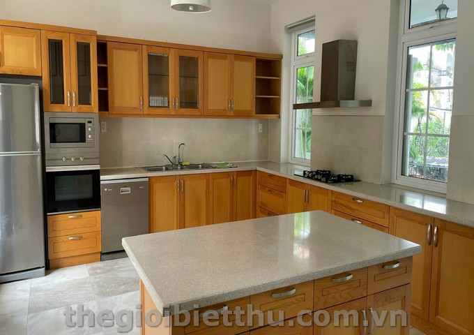 Long description image 1