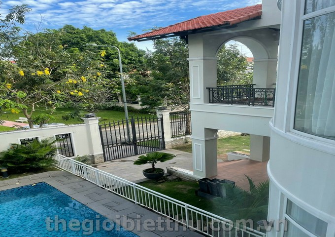 Long description image 1