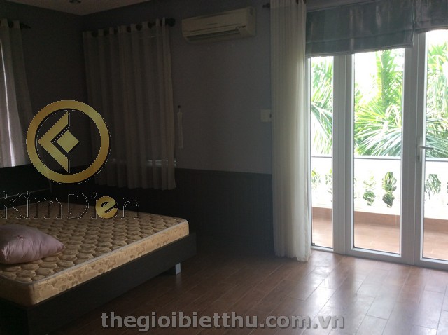 Long description image 1