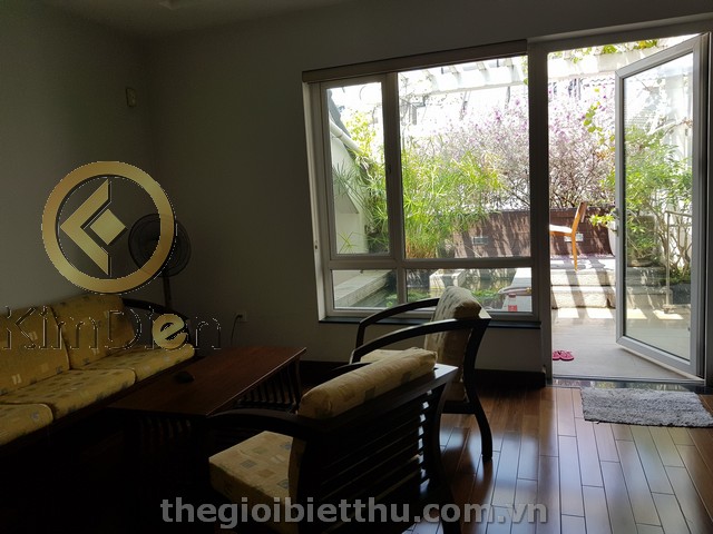 Long description image 1