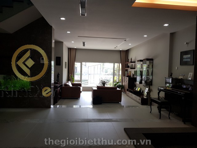 Long description image 1