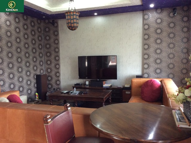 Long description image 1