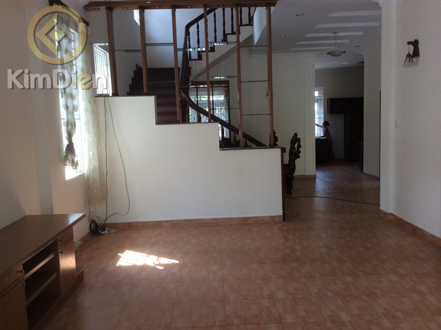 Long description image 1