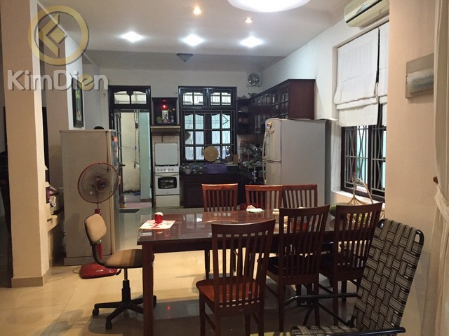 Long description image 1