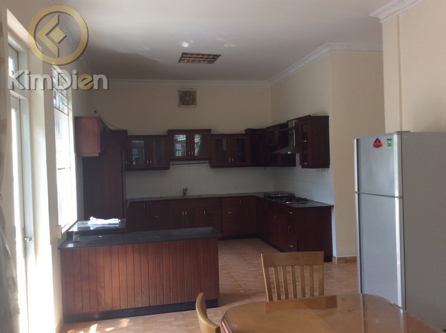 Long description image 1