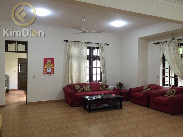 Long description image 1