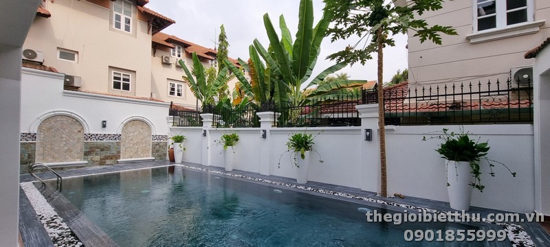 Long description image 1