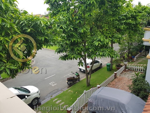 Long description image 1
