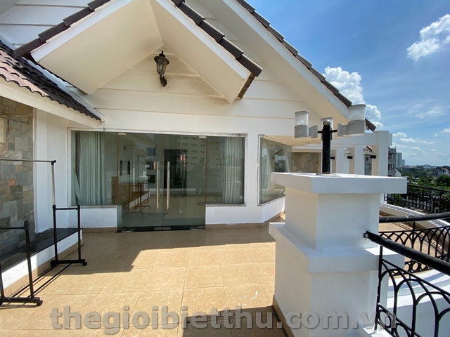 Long description image 1