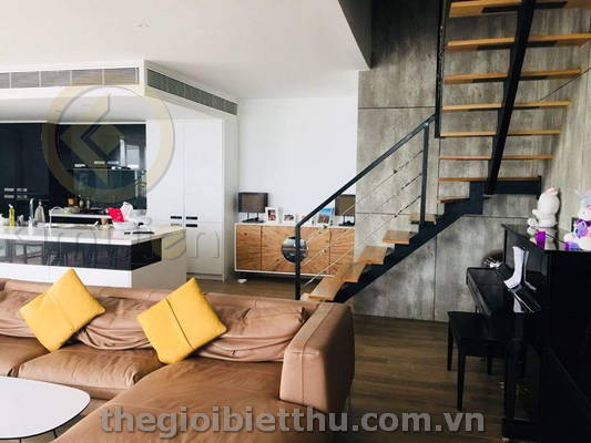 Long description image 1