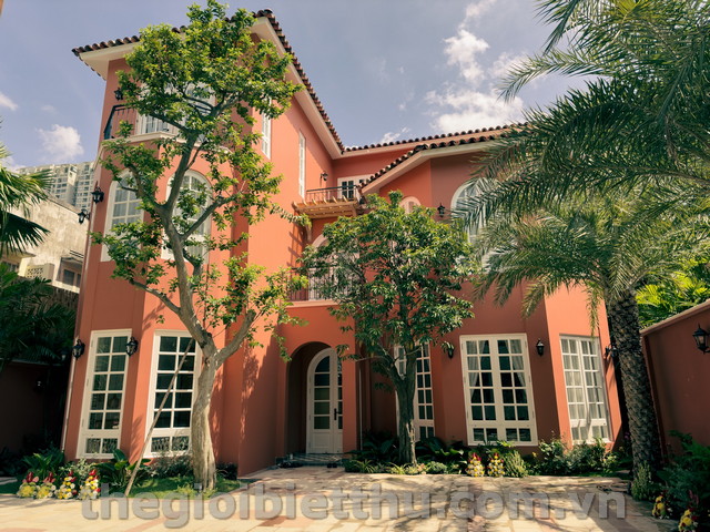 Long description image 1