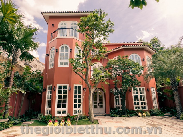 Long description image 1