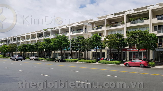 Long description image 1