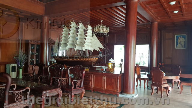 Long description image 1