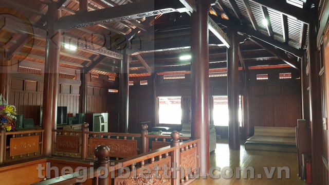 Long description image 1