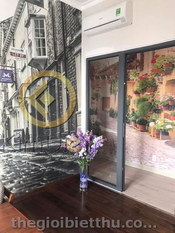 Long description image 1