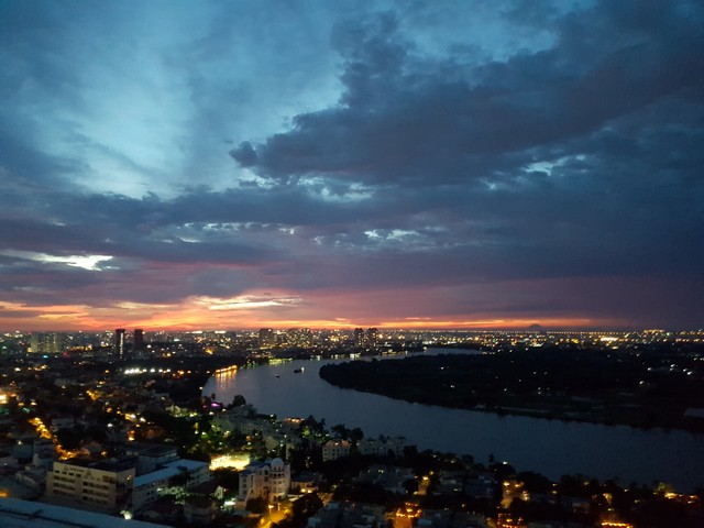 Long description image 1