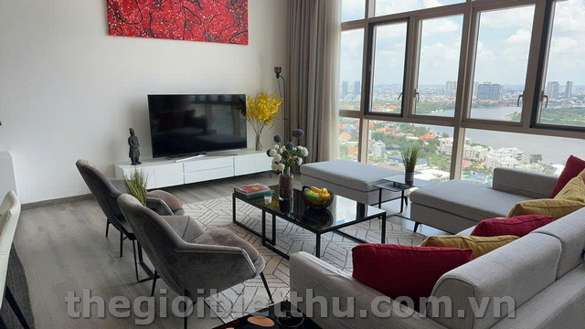 Long description image 1