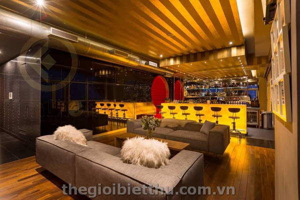 Long description image 1