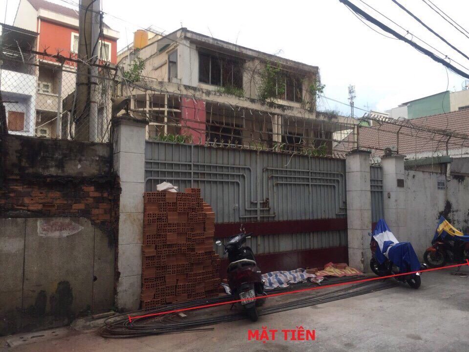 Long description image 1