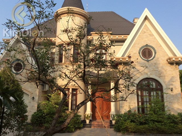 Long description image 1