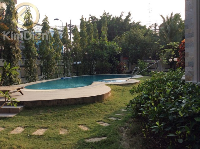 Long description image 1