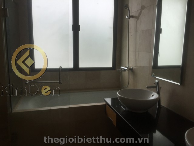 Long description image 1