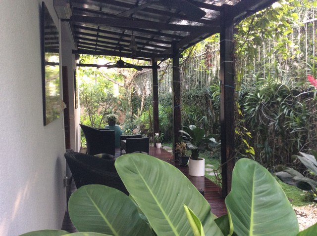 Long description image 1