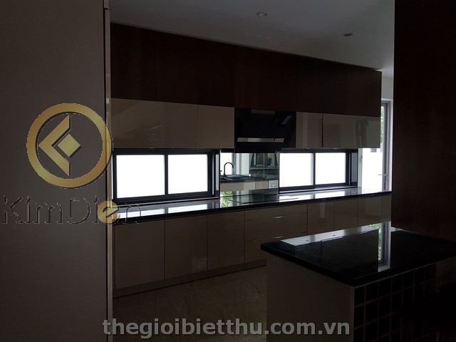 Long description image 1