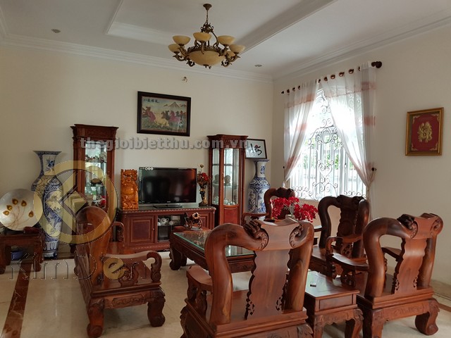 Long description image 1