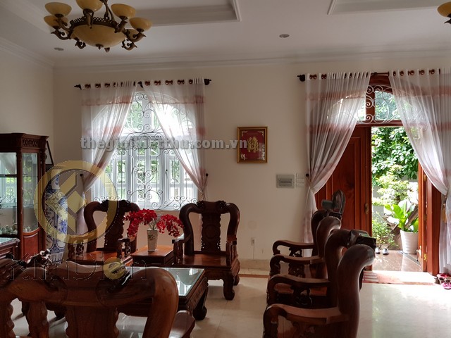 Long description image 1