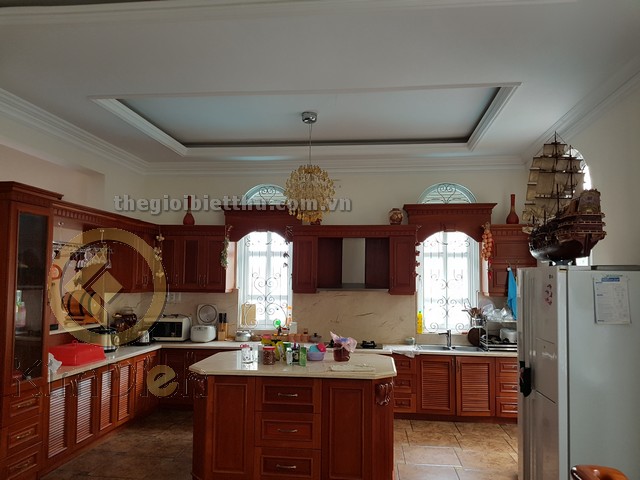 Long description image 1