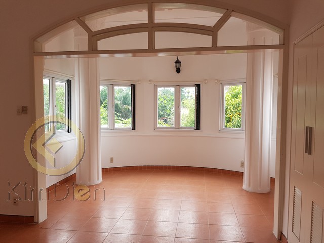 Long description image 1